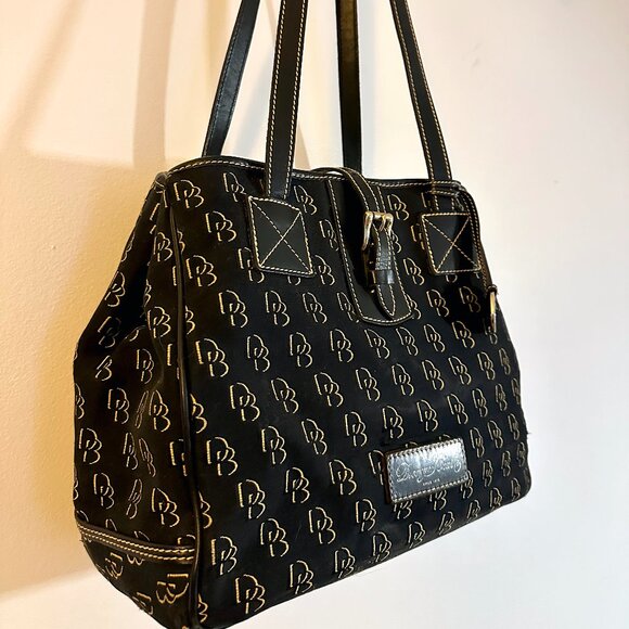 Dooney & Bourke Signature Black DB Logo Large Shoulder Bucket Purse Hand Bag - Picture 2 of 9